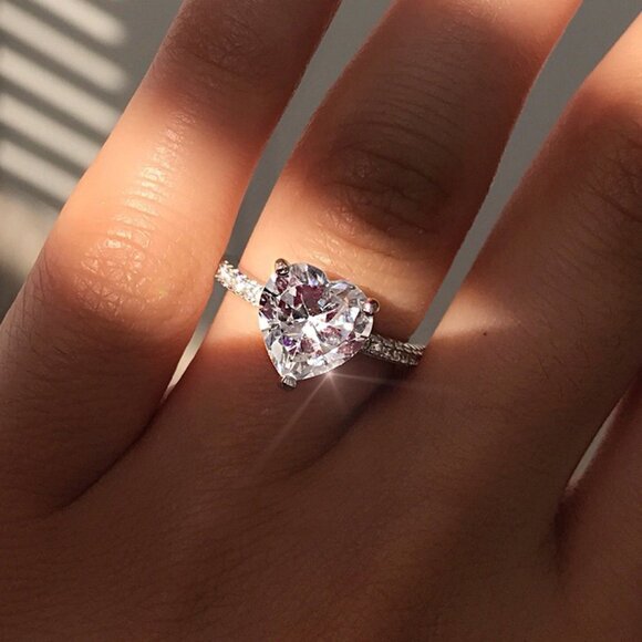 🍁 Sweet Crystal Clear CZ Heart Lovely Diamonds Heart Rings for Women, PD693 - Picture 2 of 6